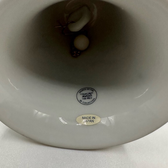 Vintage Avon Christmas Bell 1987 Made in Japan - Picture 7 of 8